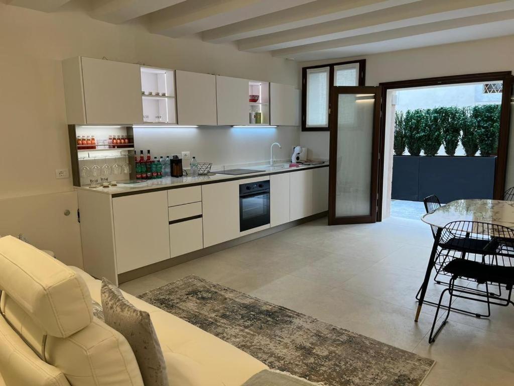 Immobiliare Nk Palazzo Bonvicini Apartamento Veneza Exterior foto