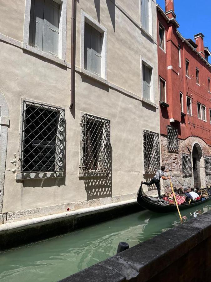 Immobiliare Nk Palazzo Bonvicini Apartamento Veneza Exterior foto